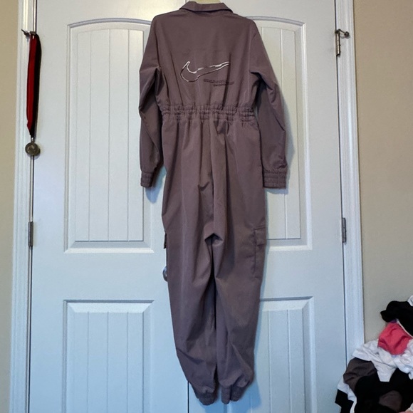 Nike Utility Jumpsuit - Picture 3 of 3